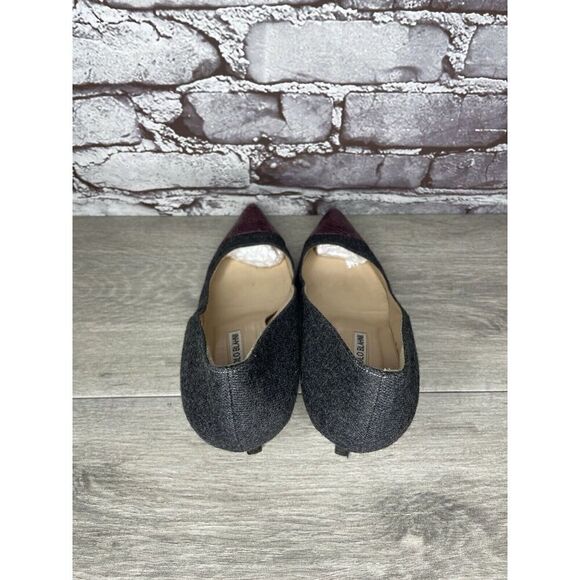Manolo Blahnik Grey Wool Fabric Burgundy Pointed Toe Heels Women Sz 39.5EU/9M US - Picture 8 of 16